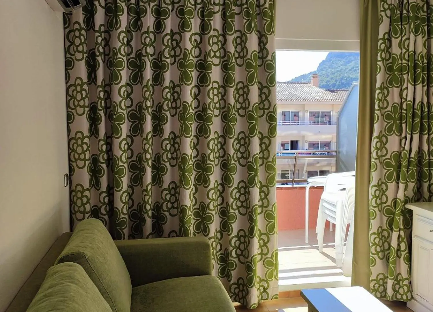 Apartamento Con Piscina Y Muy Luminoso L'Estartit 0*,  Spain